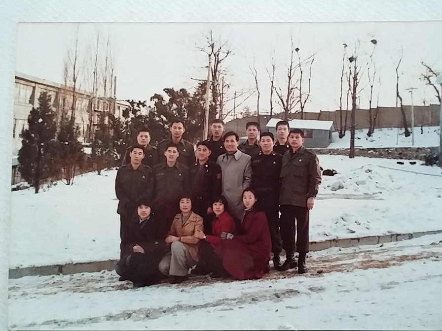 육군중앙교회 주일학교 교사 일부 (1979년도 초반기).jpg