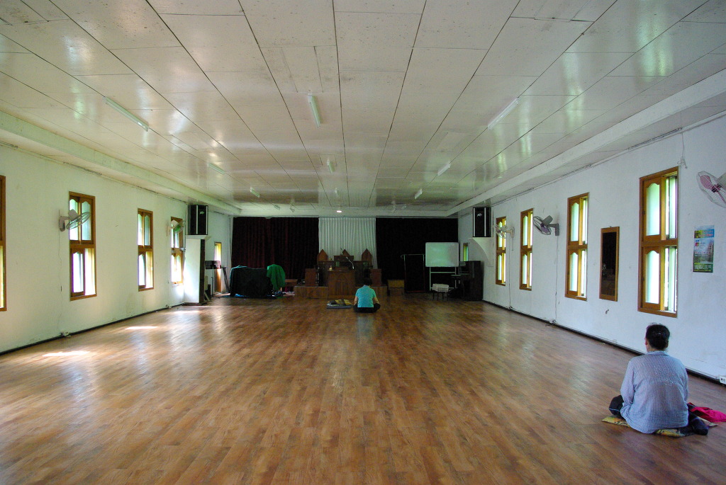 무척산기도원 예배당.jpg