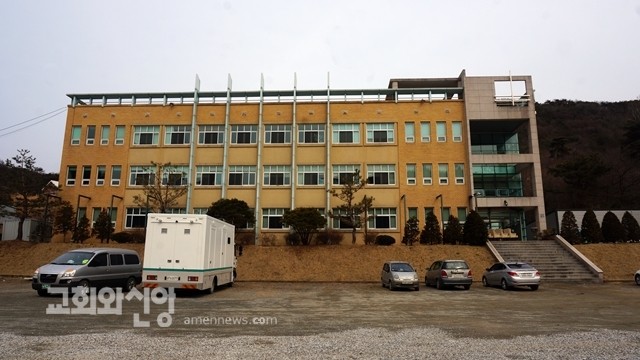 JMS 정명석… 전자발찌 차고 10년 만기 출소  5.jpg